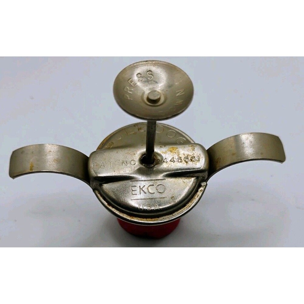 Vintage EKCO Bulldog Pat No. 2446661 Bottle Cap Stopper Pop Soda Liquor Red